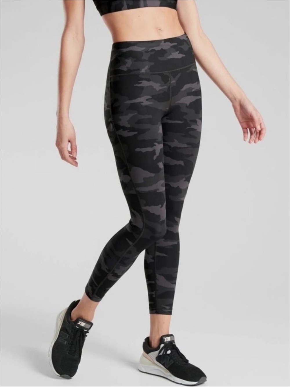 ATHLETA Ultimate Camo 7/8 Tight High Rise Leggings in Camo Black